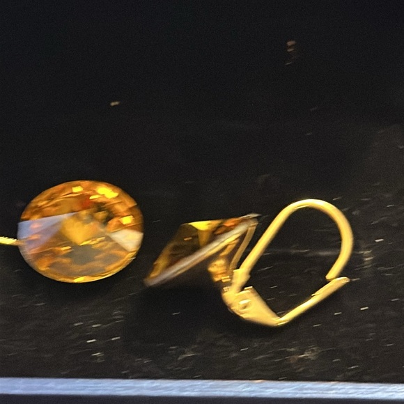 New! EVEVIC Austrian crystals earring - Picture 4 of 5